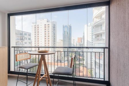 Apartamento à venda com 31m², 1 quarto e sem vaga Apartamento à venda com 31m², 1 quarto e sem vagaVaranda