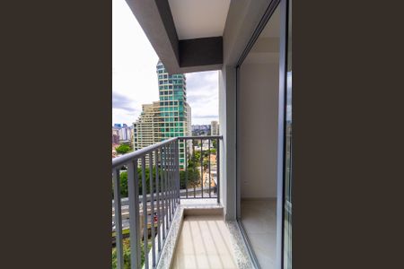 Studio para alugar com 24m², 1 quarto e sem vaga Studio para alugar com 24m², 1 quarto e sem vagaVaranda