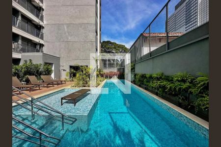 Studio para alugar com 24m², 1 quarto e sem vaga Studio para alugar com 24m², 1 quarto e sem vagaPiscina