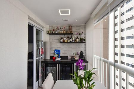 Apartamento para alugar com 45m², 1 quarto e 1 vagaVaranda