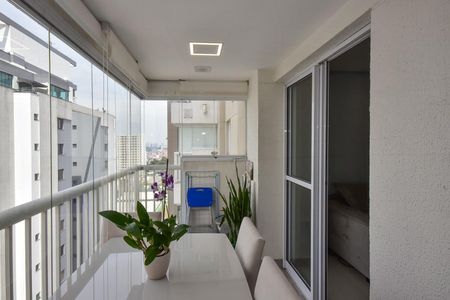Apartamento para alugar com 45m², 1 quarto e 1 vagaVaranda