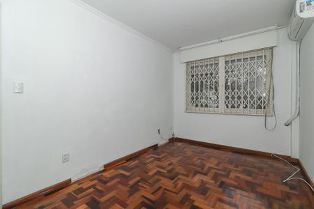 Quarto de apartamento à venda com 2 quartos, 77m² em Vila Ipiranga, Porto Alegre
