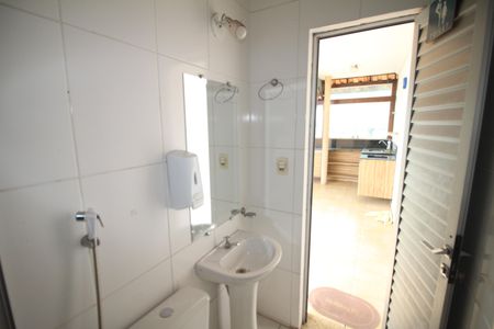 Apartamento à venda com 191m², 4 quartos e 2 vagasBanheiro 2