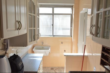 Apartamento à venda com 69m², 2 quartos e 1 vagaÁrea de Serviço