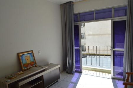 Apartamento à venda com 69m², 2 quartos e 1 vagaSala