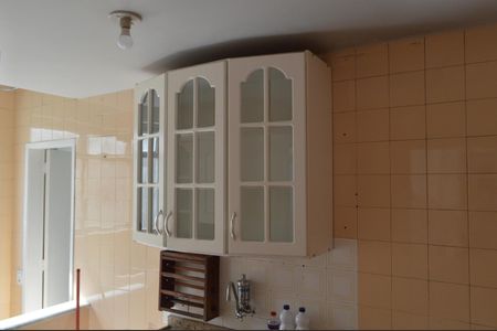 Apartamento à venda com 69m², 2 quartos e 1 vagaCozinha