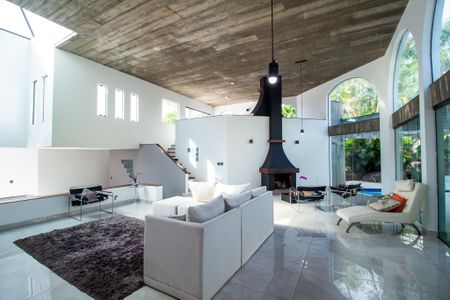 Casa de condomínio para alugar com 800m², 3 quartos e 10 vagasSala