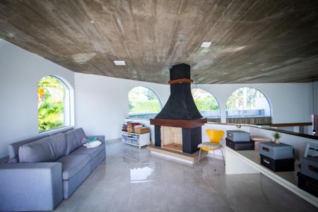 Casa de condomínio para alugar com 800m², 3 quartos e 10 vagasEscritorio