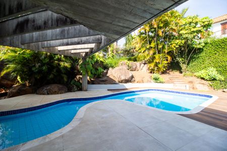 Casa de condomínio para alugar com 800m², 3 quartos e 10 vagasÁrea externa