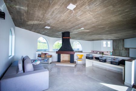 Casa de condomínio para alugar com 800m², 3 quartos e 10 vagasEscritorio