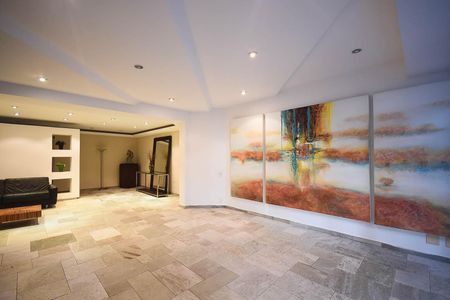 Apartamento à venda com 160m², 3 quartos e 3 vagas Apartamento à venda com 160m², 3 quartos e 3 vagasHall Social 2