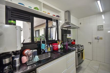 Apartamento à venda com 160m², 3 quartos e 3 vagasCozinha