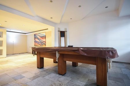 Apartamento à venda com 160m², 3 quartos e 3 vagas Apartamento à venda com 160m², 3 quartos e 3 vagasÁrea comum - Salão de Jogos