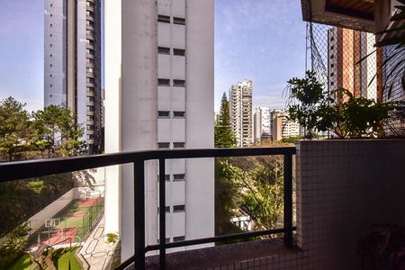 Apartamento à venda com 160m², 3 quartos e 3 vagasVaranda da Suíte 2