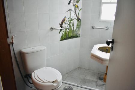 Apartamento à venda com 50m², 2 quartos e 1 vaga Apartamento à venda com 50m², 2 quartos e 1 vagaBanheiro Social