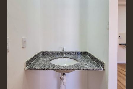 Banheiro Social de apartamento à venda com 2 quartos, 37m² em Jaguaré, São Paulo