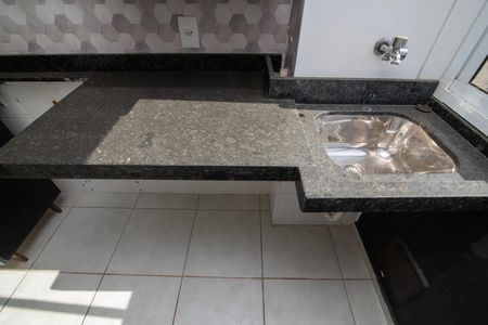Apartamento para alugar com 41m², 2 quartos e 1 vaga Apartamento para alugar com 41m², 2 quartos e 1 vagaÁrea de Serviço