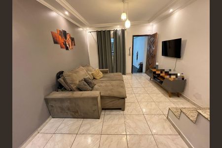 Sala de casa à venda com 2 quartos, 100m² em Jardim Santa Mena, Guarulhos