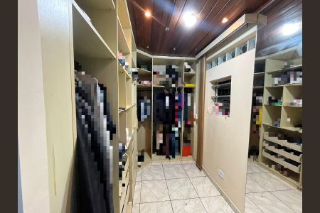 Casa à venda com 100m², 2 quartos e 1 vagaCloset