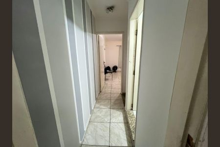 Casa à venda com 100m², 2 quartos e 1 vagaCorredor