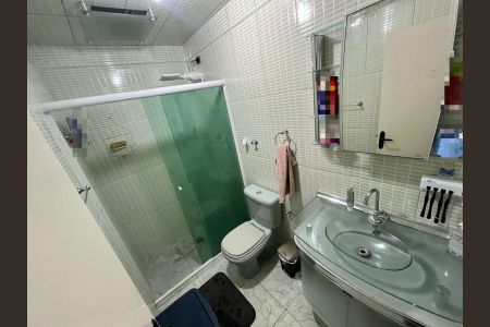 Casa à venda com 100m², 2 quartos e 1 vagaBanheiro 1