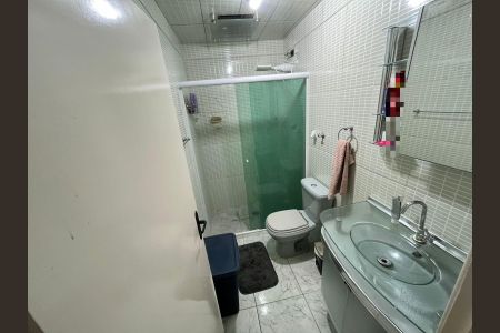 Casa à venda com 100m², 2 quartos e 1 vagaBanheiro 1