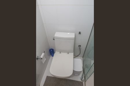 Apartamento para alugar com 255m², 3 quartos e 4 vagas Apartamento para alugar com 255m², 3 quartos e 4 vagasBanheiro da Suíte 2