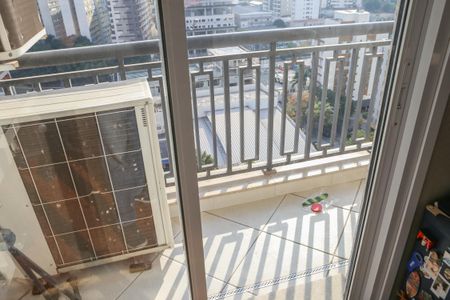 Apartamento para alugar com 255m², 3 quartos e 4 vagas Apartamento para alugar com 255m², 3 quartos e 4 vagasVaranda Área de Serviço