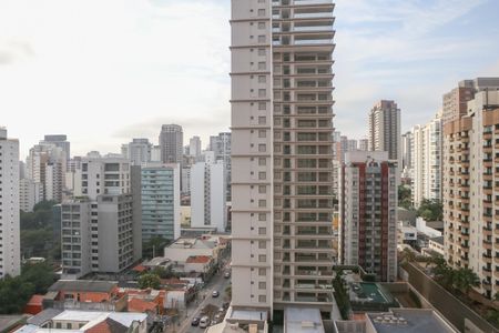 Apartamento para alugar com 255m², 3 quartos e 4 vagas Apartamento para alugar com 255m², 3 quartos e 4 vagasVista