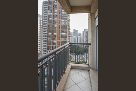 Apartamento para alugar com 255m², 3 quartos e 4 vagas Apartamento para alugar com 255m², 3 quartos e 4 vagasVaranda da Suíte 3