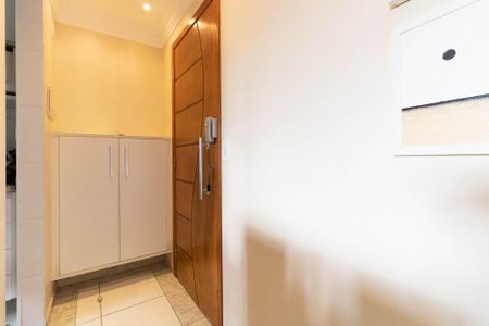Apartamento à venda com 53m², 2 quartos e 1 vaga Apartamento à venda com 53m², 2 quartos e 1 vagaEntrada