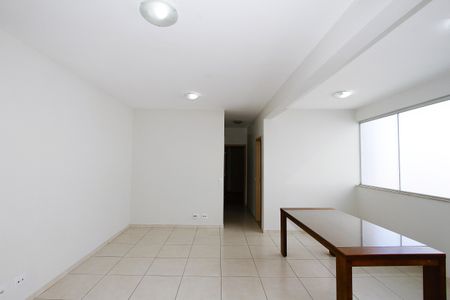 Sala de apartamento para alugar com 3 quartos, 70m² em Dom Bosco, Belo Horizonte