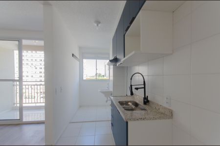 Apartamento à venda com 50m², 2 quartos e 1 vaga Apartamento à venda com 50m², 2 quartos e 1 vagaCozinha e Área de Serviço