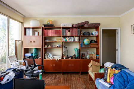 Casa para alugar com 750m², 3 quartos e 3 vagas Casa para alugar com 750m², 3 quartos e 3 vagasSala