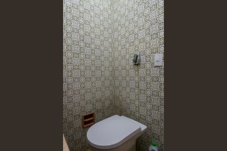 Casa para alugar com 750m², 3 quartos e 3 vagas Casa para alugar com 750m², 3 quartos e 3 vagasBanheiro