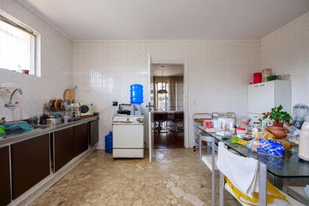 Casa para alugar com 750m², 3 quartos e 3 vagas Casa para alugar com 750m², 3 quartos e 3 vagasCozinha