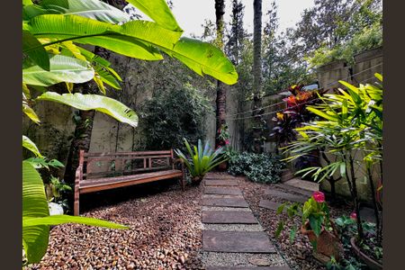 Casa de condomínio para alugar com 180m², 3 quartos e 3 vagasVaranda