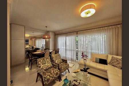 Casa de condomínio para alugar com 180m², 3 quartos e 3 vagasSala