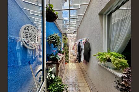 Casa de condomínio para alugar com 180m², 3 quartos e 3 vagasÁrea de Serviço