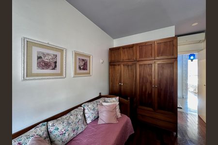 Casa de condomínio para alugar com 180m², 3 quartos e 3 vagasSuíte 3