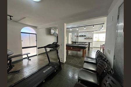 Casa à venda com 700m², 4 quartos e 4 vagas Casa à venda com 700m², 4 quartos e 4 vagasChurrasqueira