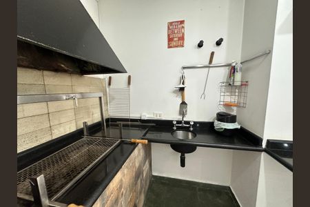 Casa à venda com 700m², 4 quartos e 4 vagas Casa à venda com 700m², 4 quartos e 4 vagasChurrasqueira