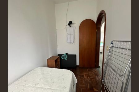 Casa à venda com 700m², 4 quartos e 4 vagas Casa à venda com 700m², 4 quartos e 4 vagasQuarto de Serviço