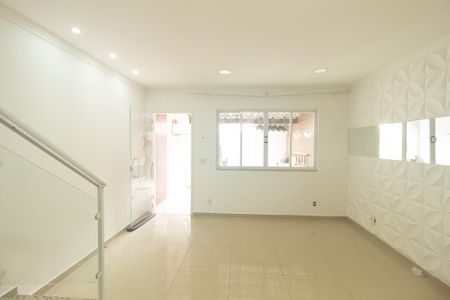Sala de casa à venda com 2 quartos, 96m² em Campo Grande, Rio de Janeiro