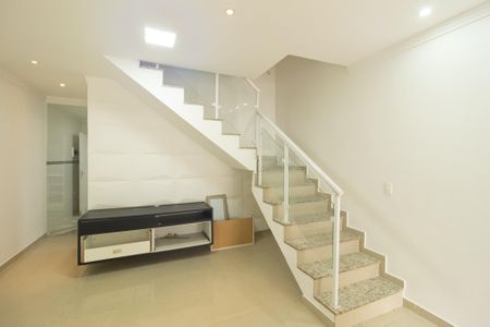 Escada de casa à venda com 2 quartos, 96m² em Campo Grande, Rio de Janeiro