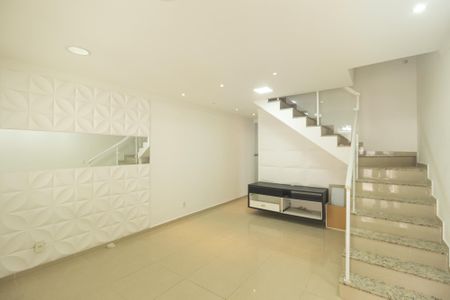 Sala de casa à venda com 2 quartos, 96m² em Campo Grande, Rio de Janeiro