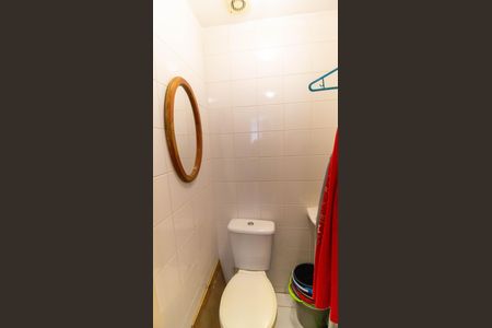 Apartamento à venda com 101m², 3 quartos e 2 vagasBanheiro de Serviço