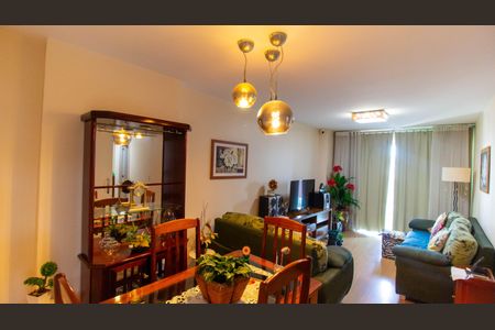 Sala de apartamento à venda com 3 quartos, 101m² em Icaraí, Niterói