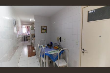 Apartamento à venda com 101m², 3 quartos e 2 vagasCopa