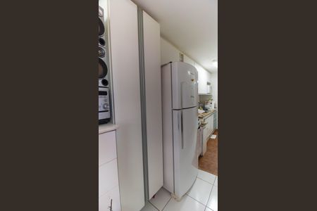 Apartamento à venda com 101m², 3 quartos e 2 vagasCozinha